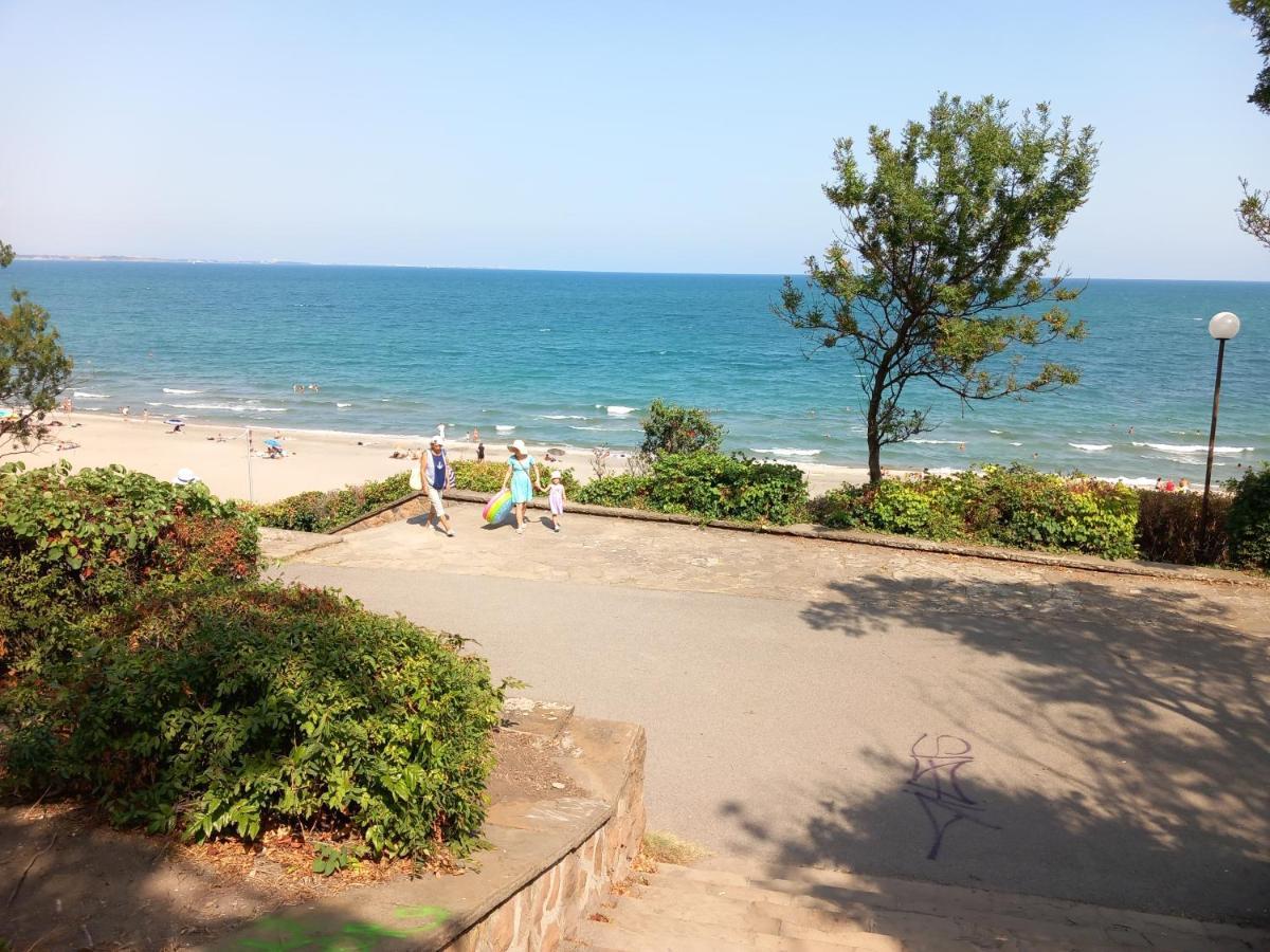 Sea Central Apartment Burgas Exterior photo